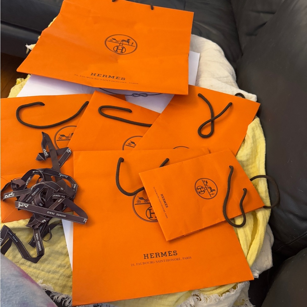 Lot of over 20 pieces designer shopping bags lv Prada Hermes etc